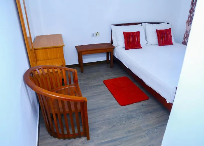 Canal Side Guest House Polonnaruwa