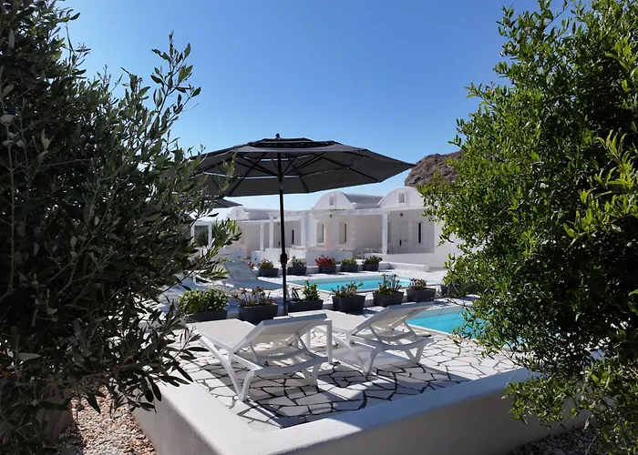 Katharos Pool Villas Oia