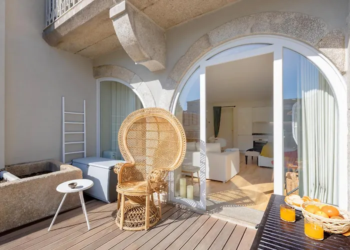 Boavista Garden Studio 183 | Private Patio & Ac Porto