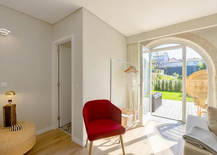 Boavista Garden Studio 183 | Private Patio & Ac Porto
