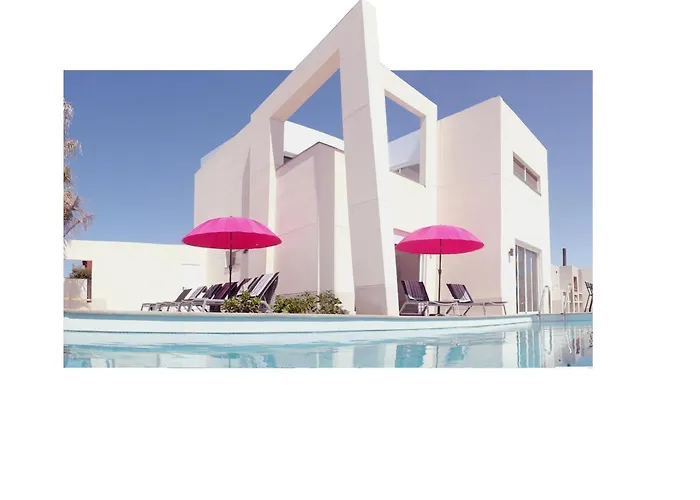 Villasroyale Trespalomas - An Iconic Villa For Elevated Getaways! Meloneras