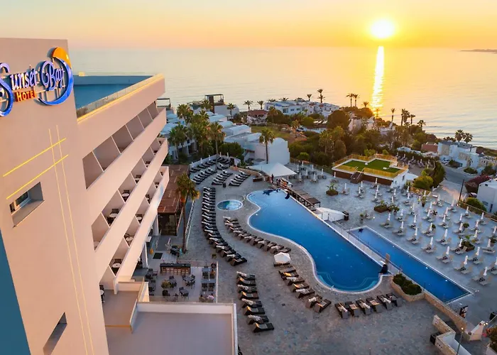 Theo Sunset Bay Hotel Kissonerga