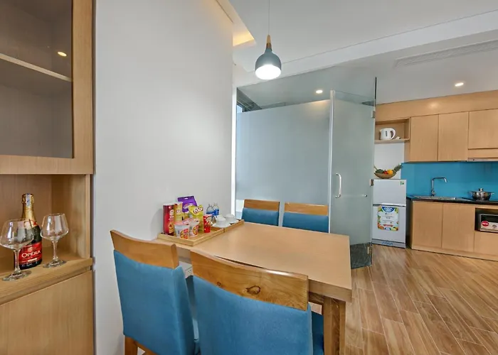 Seashore Hotel & Apartment Danang
