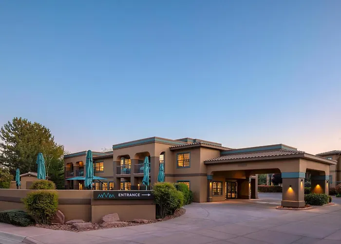 Mountain Modern Sedona, Tapestry Collection By Hilton Hotel