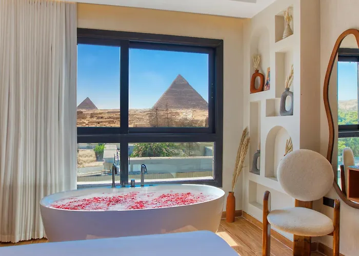 Panorama View Pyramids Hotel Kafret el-Gabal
