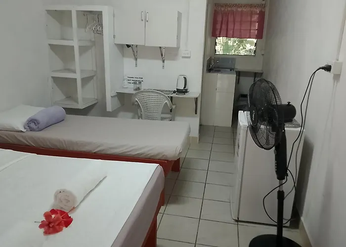Kathy B Guesthouse Luganville