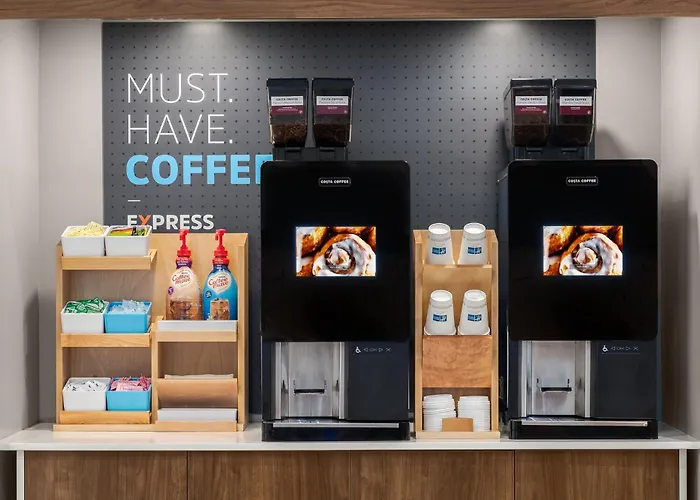 Holiday Inn Express & Suites Memphis East By Ihg