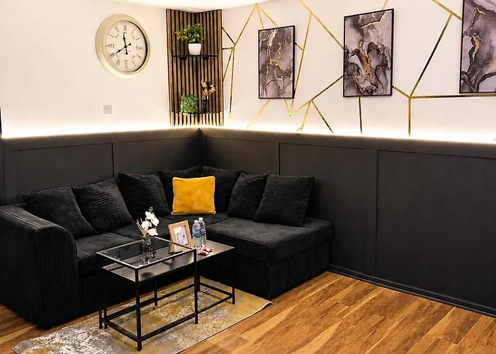 House In Manchester Mvs Snug Urban Hideaway