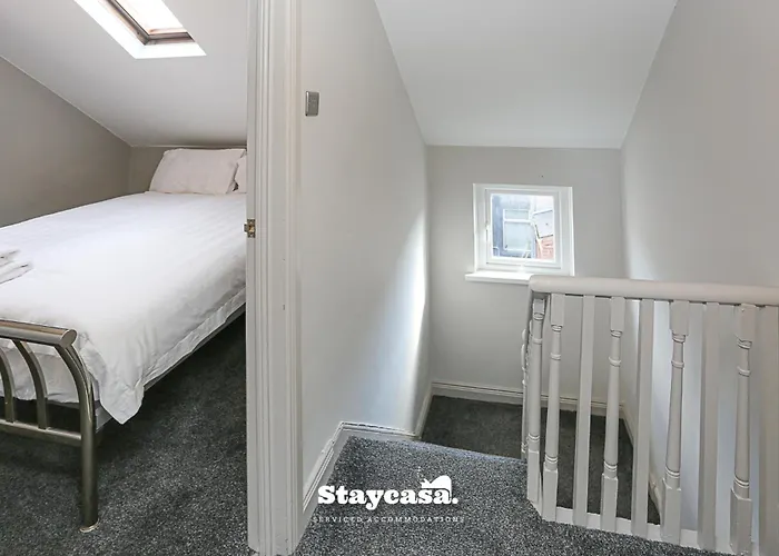 Gateway Abode Near City Centre W Street Parking Belfast
