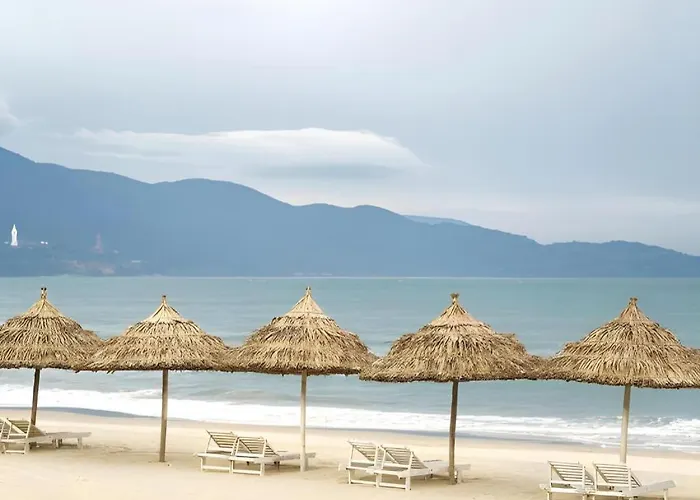 Dreamy Beach Boutique Hotel Danang