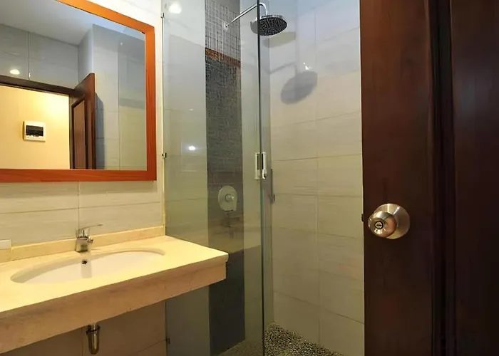Amaya Suites Hotel Kejayan