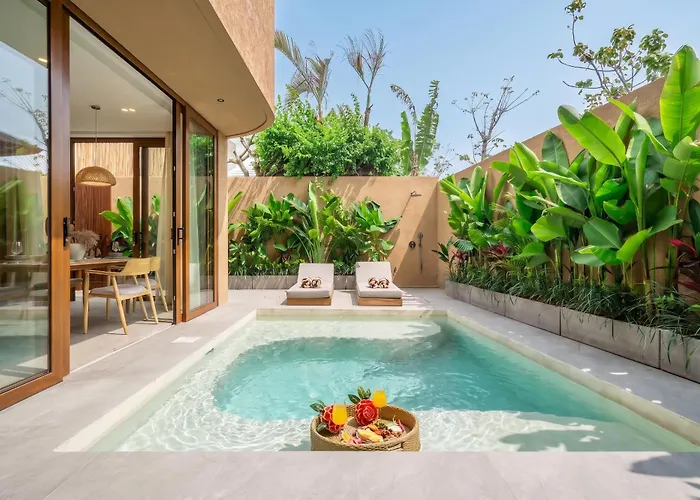 Berawa Week Villas - Modern Pool Stay Near The Ocean Canggu 