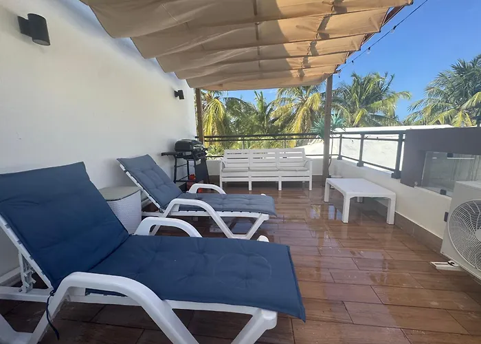 Luxury 3-Bedroom Penthouse, Punta Cana, Pool-Bbq-Beach Access-Private Rooftop-Padel