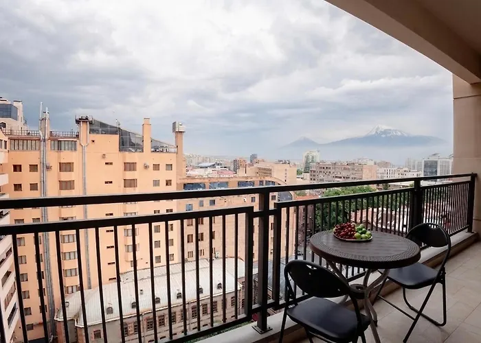 Ararat View Apartment On Koghbatsi Street Yerevan
