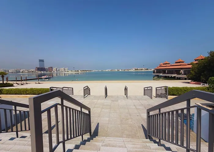 Ultra-Luxurious 1 Bed In Palm Featuring Exclusive Private Beach Access Dubai