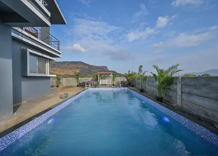 Empyrean Stay II Leo Villa II 4Bhk II Ac II Huge Pool Il Play Area Lonavala