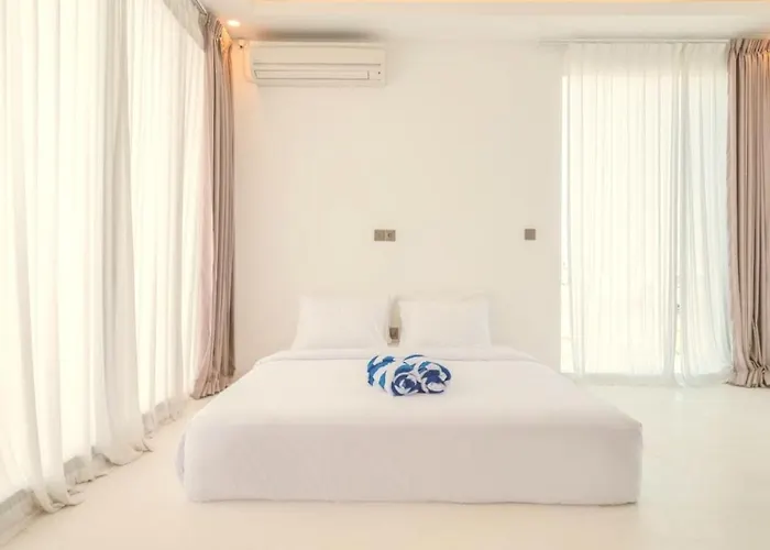 Elia Bed And Breakfast & Rooftop Panoramic Sauna Canggu 