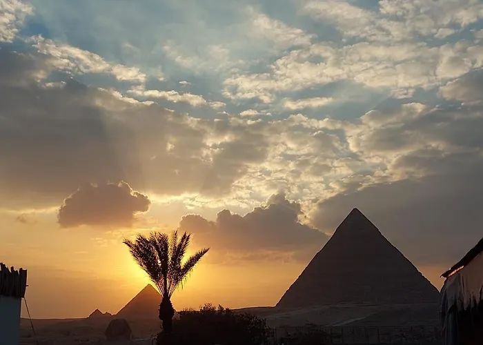 Old House Pyramids View Inn Cairo