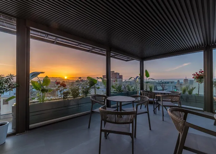 Minotaur'S Rest - Luxury Residences With Free Private Parking, Near Port & Airport Heraklion 