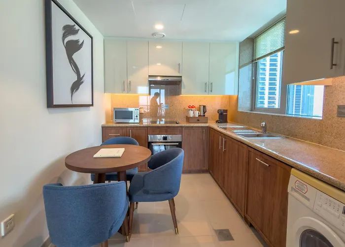 Ramada By Wyndham Downtown Dubai Aparthotel