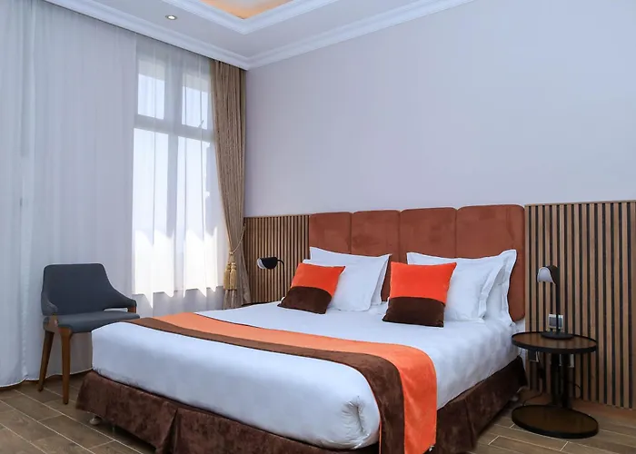 Alba Hotel Meru