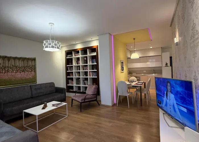 Center Apartment Easy Tirana