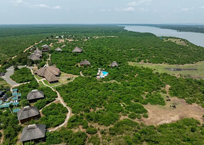 Buffalo Safari Lodge Katunguru