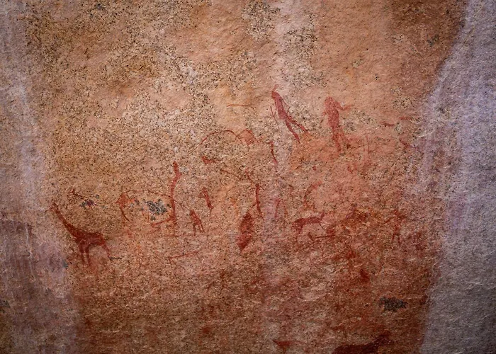 Ai Aiba - The Rock Painting Lodge Omaruru