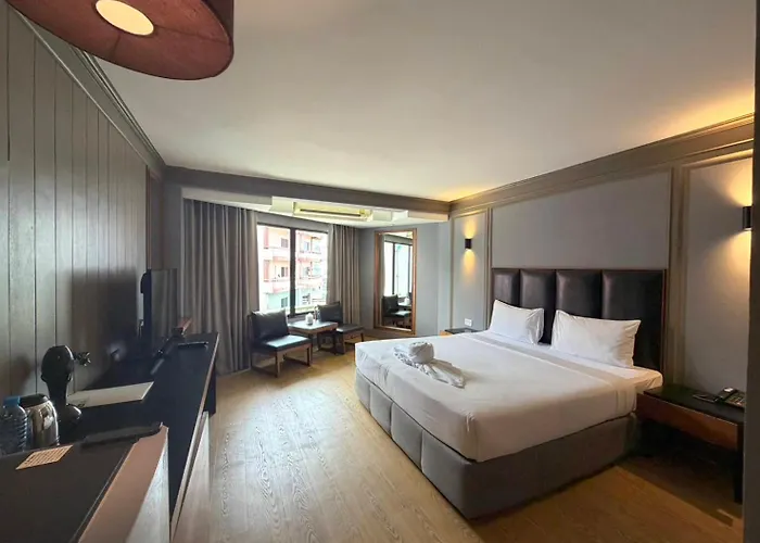 Marine Plaza Hotel Pattaya