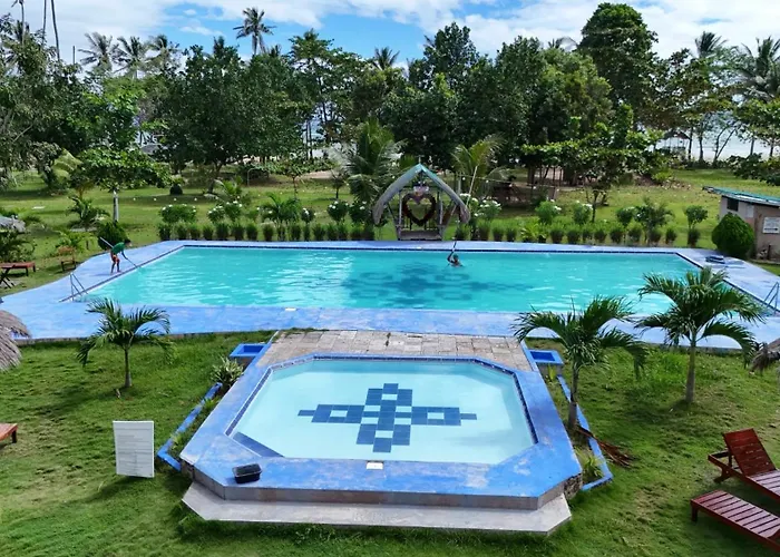 Eastwind Beach Club- El Nido