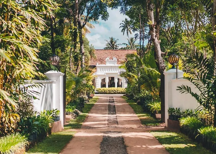 We Escape Hostel Weligama
