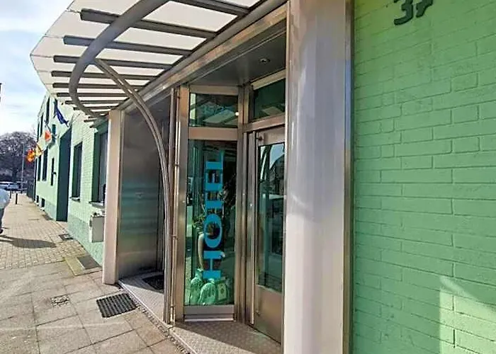 Tyros Hotel Und Gaestehaus Am Weidendamm Hannover