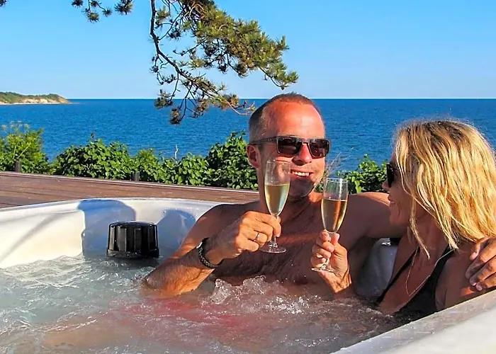Fredensborg Badehotel Ronne