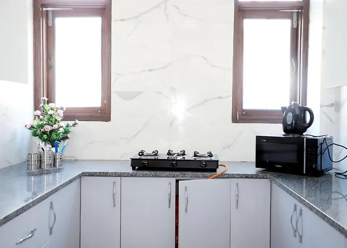 Fortune Home Service Apartment 2Bhk,E28 Saket 2A New Delhi