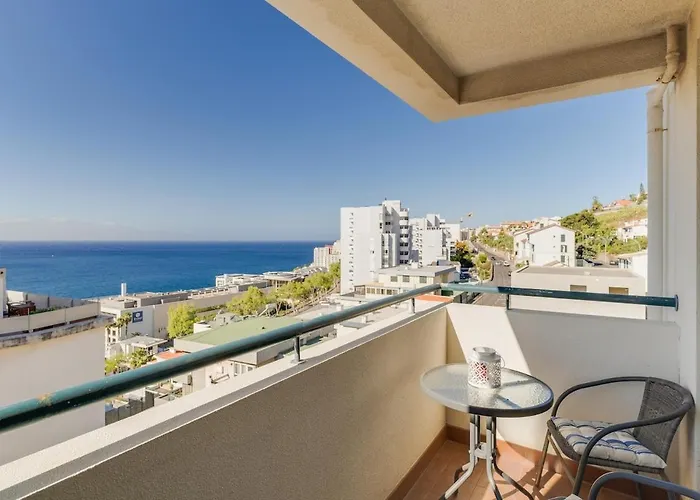 Ajuda I Apartment Funchal 