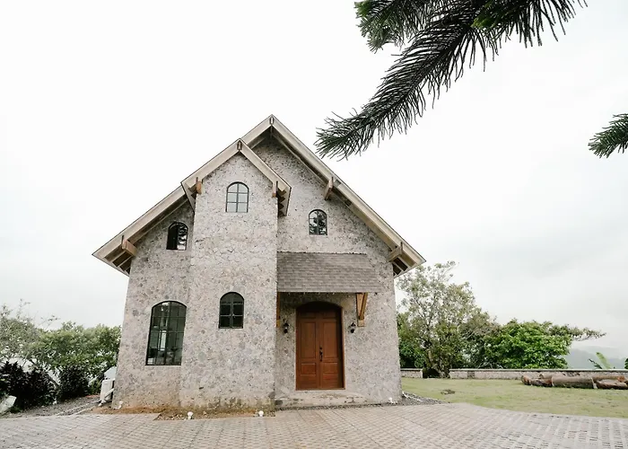 The Old Country Stone House Villa Cebu