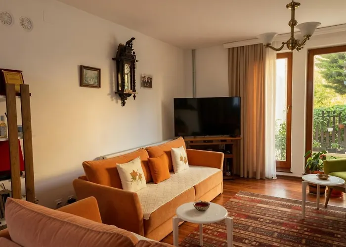 Hostel - F Gjakova