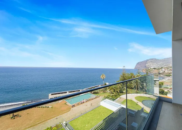 Aqua Luxe Apartment Funchal 