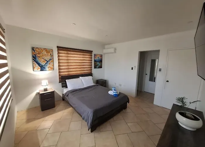Sun Breeze 4Br Pool Escape Aruba Villa Oranjestad