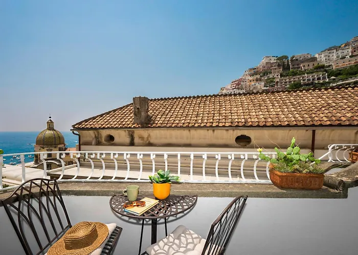 De Vivo Realty - The Colombo Positano Villa