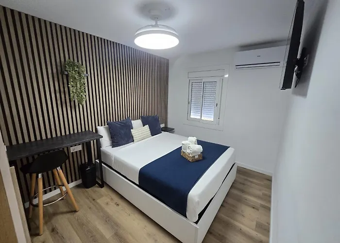Private Rooms Easy Access To Airport & City Center Cornellà de Llobregat