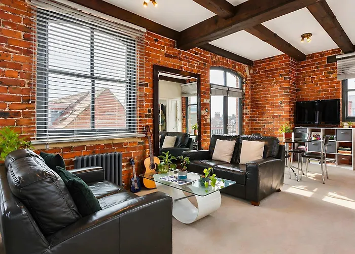 Stylish York City Centre Studio Apartment - Steps From The Shambles