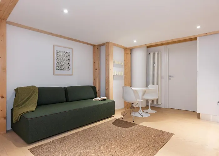 Loft Design With Mezzanine Near Metro Apartment Milan