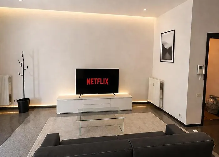 R Camelia House Apartment Como