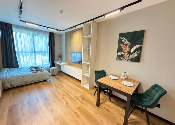 Capri Cozy Studio Near Metro W Working Desk And Wifi Sofia