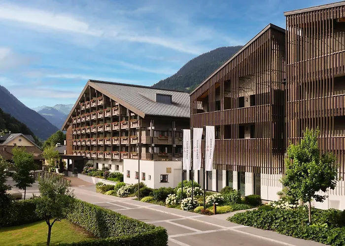 Loewen Hotel Montafon Schruns