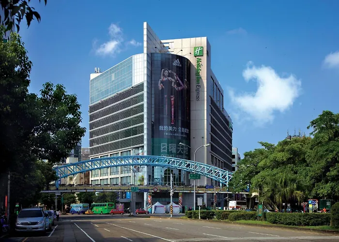 Holiday Inn Express Taichung Park By Ihg