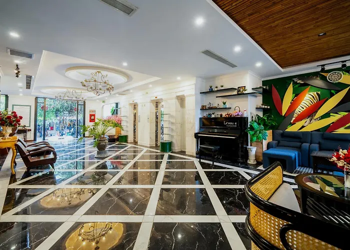 Le House Boutique Hotel - 100M To The Beach Danang