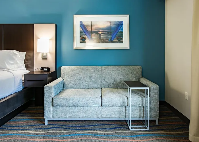 Holiday Inn & Suites Chattanooga Downtown By Ihg