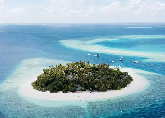 Malahini Kuda Bandos Resort Hulhumale